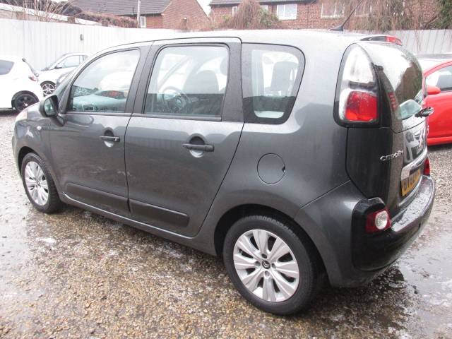 2012 Citroen C3 Picasso 1.4 VTi 16V VTR+ 5dr ## LOW MILES - FSH ##